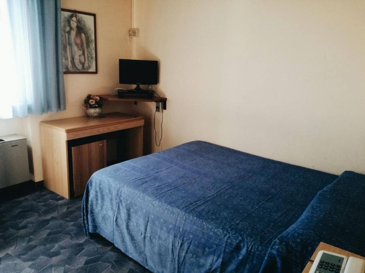 Hotel One Via Roma, 82 Altopascio Exteriér fotografie